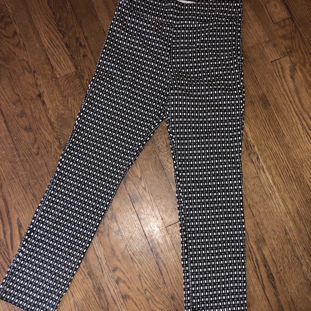 Black & White Checked Slimming Pants